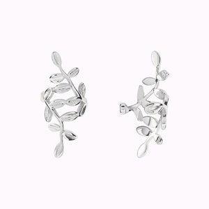 Conch ear cuff earrings in the shape of leaves Silver