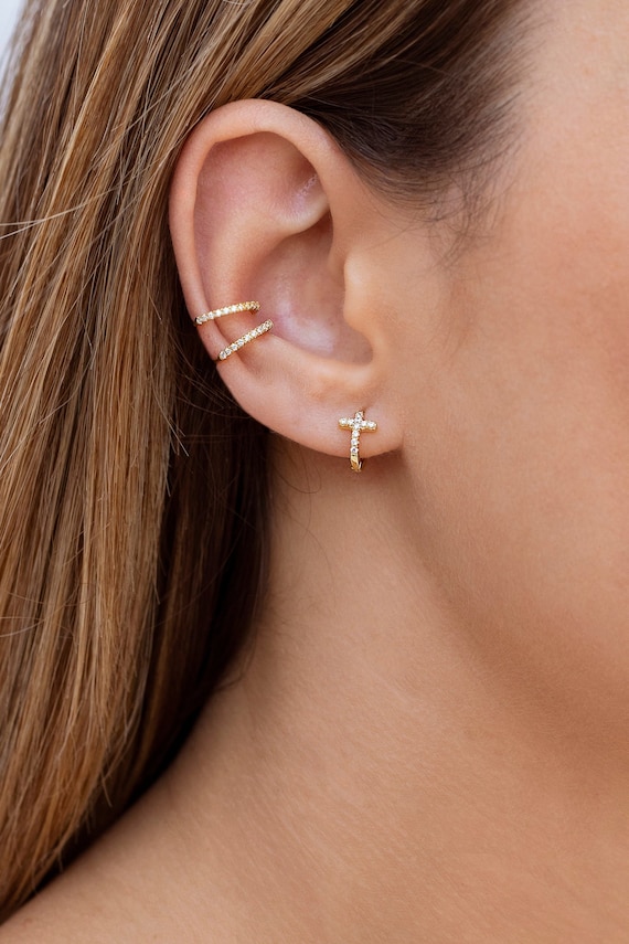 Minimalist & Dainty Pave CZ 1 Band Ear Cuff Earrings