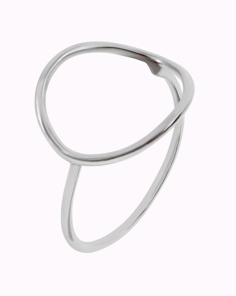 Anello cerchio grande, anello cerchio, anelli minimalisti, anello silhouette cerchio, anelli d'argento, anelli d'argento da donna Argento