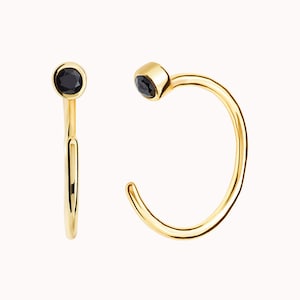 Pendientes de aro abierto con circonitas Disponible en Blanco o Negro Gold - Black