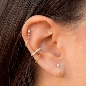 Tiny CZ Open Huggie Hoop Earrings Ear hugger, Available in Black and White zdjęcie 9