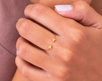 Dainty & Minimalist 3 Balls Clover Shaped Open Ring