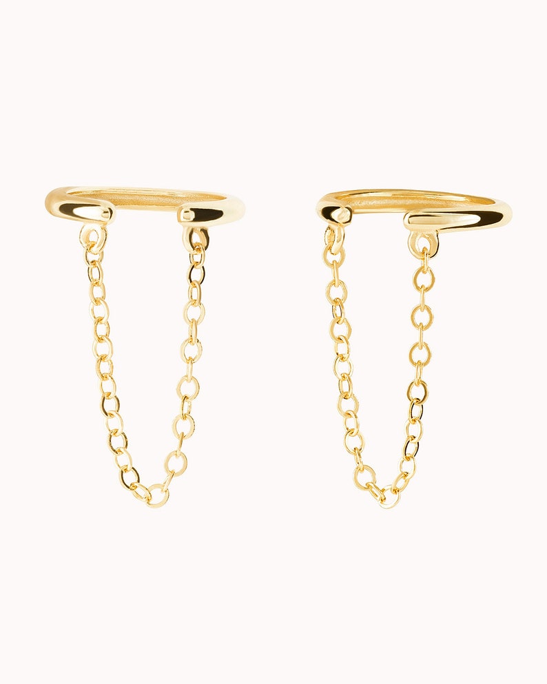 Dainty & Minimalist Dangling Chain Conch Ear Cuff Earrings Gold