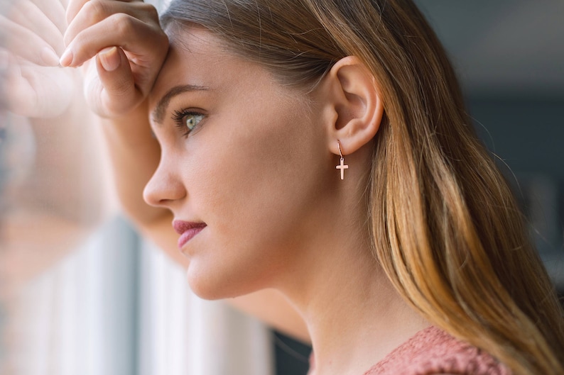 Silver hoop earrings Cross earrings Hoop with cross Charm hoop earrings Tiny hoop earrings Cross huggie hoops Cross hoop earrings