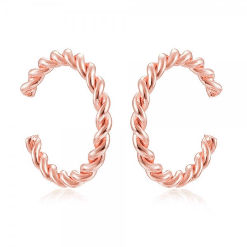 Dainty Single Twisted Band Conch Ear Cuff Earrings Rose gold