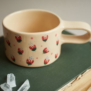 Handmade Ceramic Mug with Hand-Painted Flowers – Unique Pottery Coffee Cup, Boho Kitchen Decor, Artisan Gift for Tea and Coffee Lovers