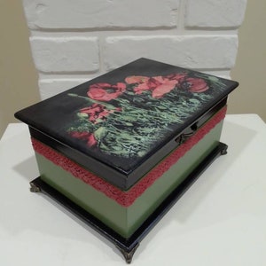 Poppy flowers jewelry wooden unique box, Handmade jewelry storage box, Jewelry organizer, Mother&#39;s day gift, Grand mother poppies gift