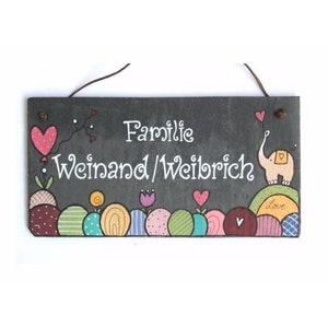 Familienschild aus Schiefer mit Name personalisiert. Wetterfestes Türschild. Haustürschild mit Elefant. Namensschild Familie für Zuhause. Willkommensschild, Eingangsschild handbemalt. Geschenk zu Umzug, Einzug, Hochzeit, Geburt, Ostern.