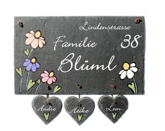 Schieferschild Familie mit Blumen | Türschild Schiefer mit Herzanhänger | Familienschild mit Namen personalisiert | Schild mit Anschrift