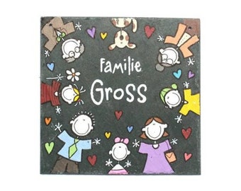 Schieferschild Familie personalisiert mit Namen und Figuren, Türschild aus Schiefer für die Familie, einzigartiges Geschenk, Haustürschild