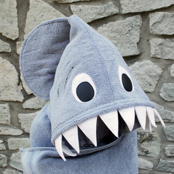Baby shark hooded towel clearance