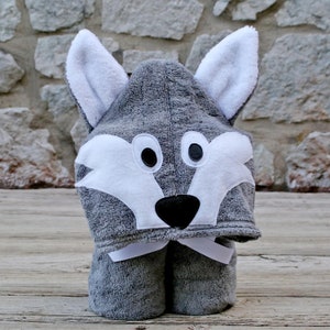 Kids Wolf Hooded Bath Towel
