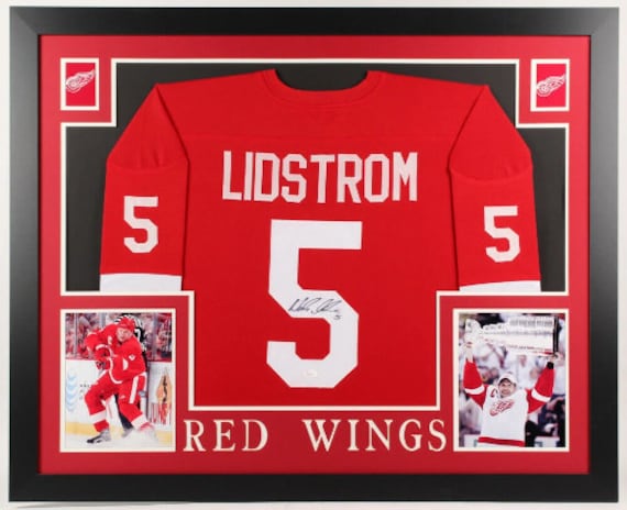 Henrik Zetterberg Signed Red Wings Jersey (AJ's Sports World