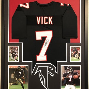 Michael Vick Autographed Signed Framed Atlanta Falcons Jersey BECKETT