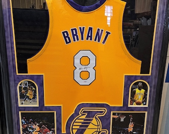 Kobe Bryant Autographed Signed Framed Los Angeles Lakers Jersey PSA