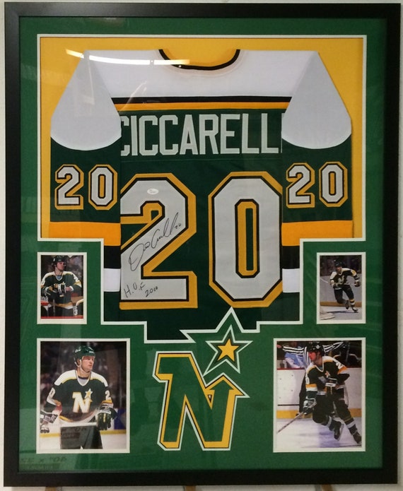 Stars autographed jersey