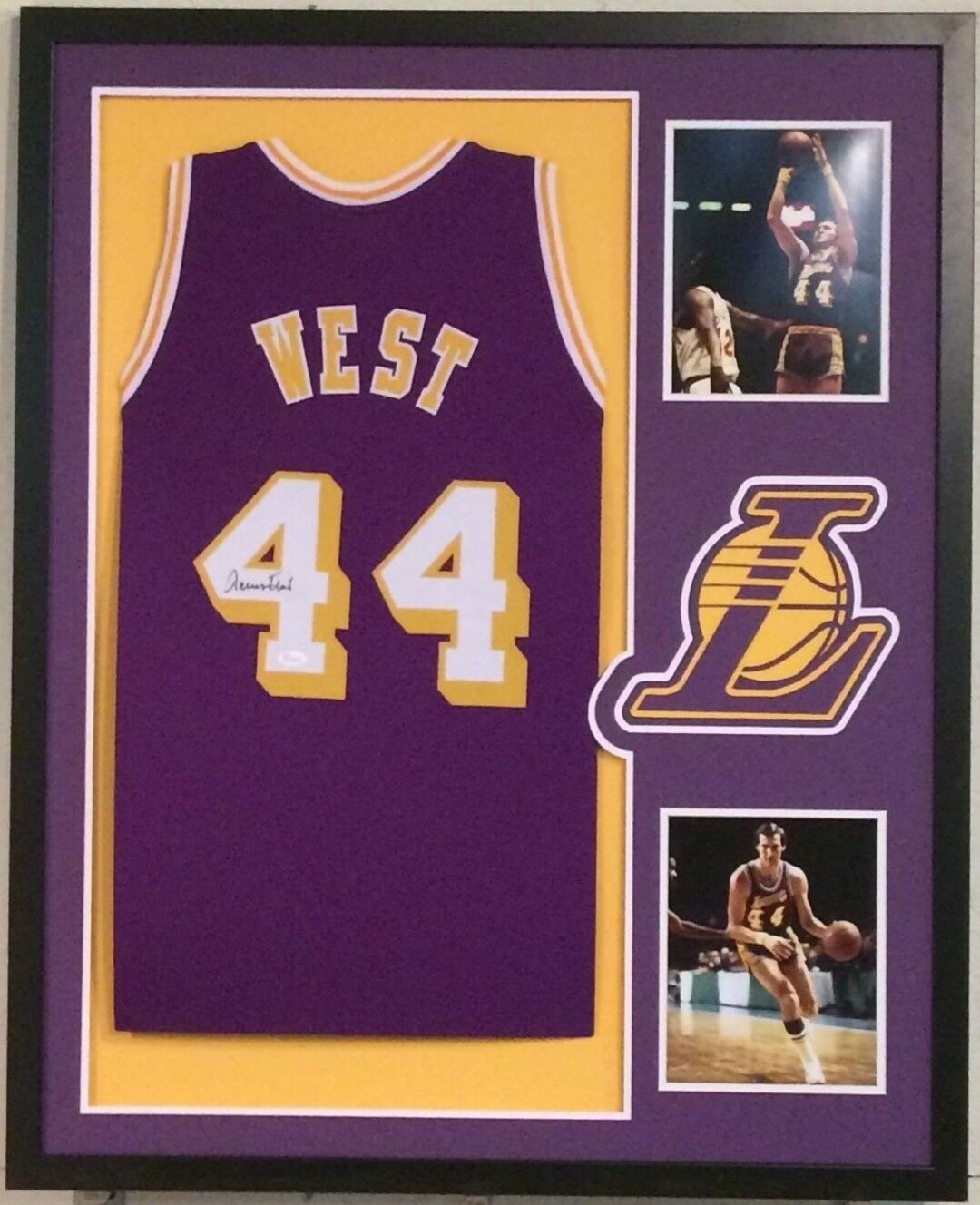 James Worthy Signed Lakers Custom Framed Jersey Display (Beckett)