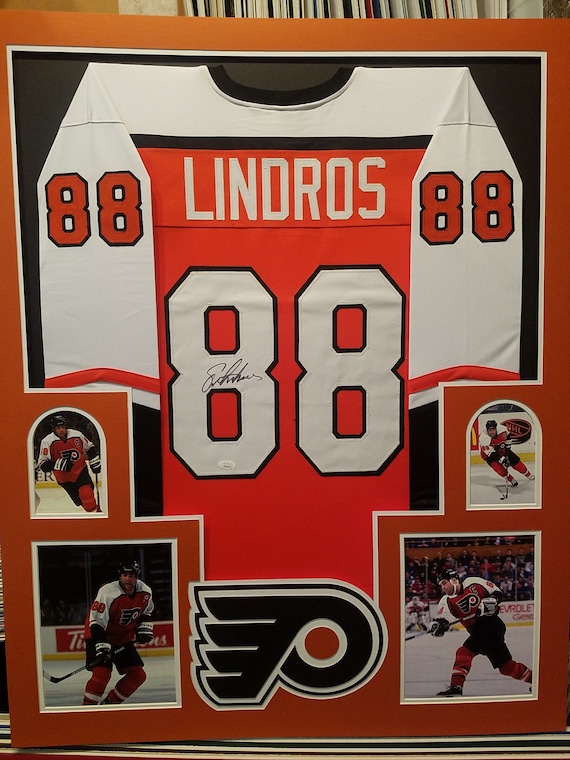 Philadelphia Flyers Eric Lindros Away Hockey Jersey Framed Print