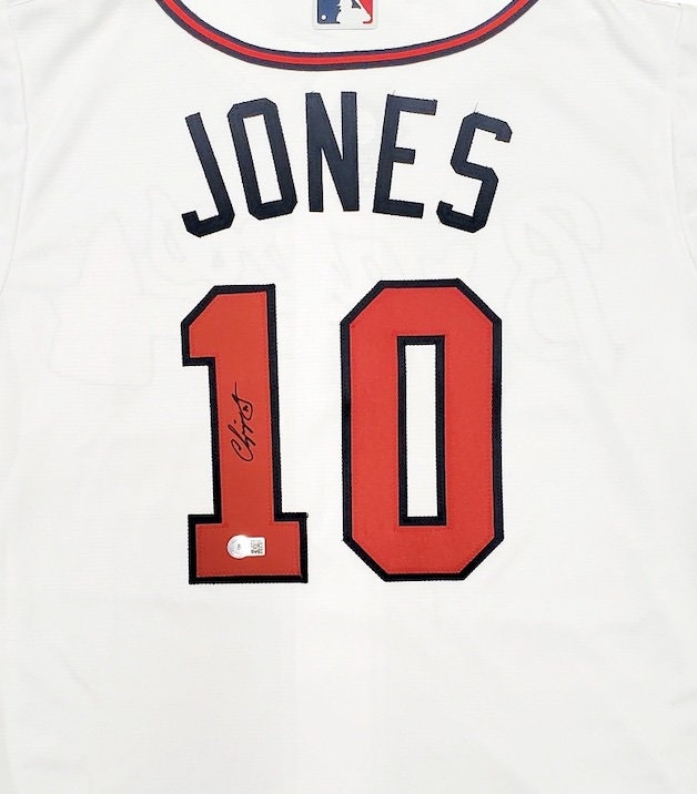 Chipper Jones Autographed Signed Atlanta Braves Jersey BECKETT 