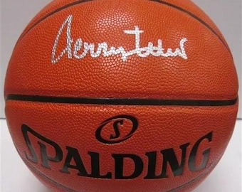 パット・ライリーのサイン入り8x10 NBAバスケットボールLAレイカーズ