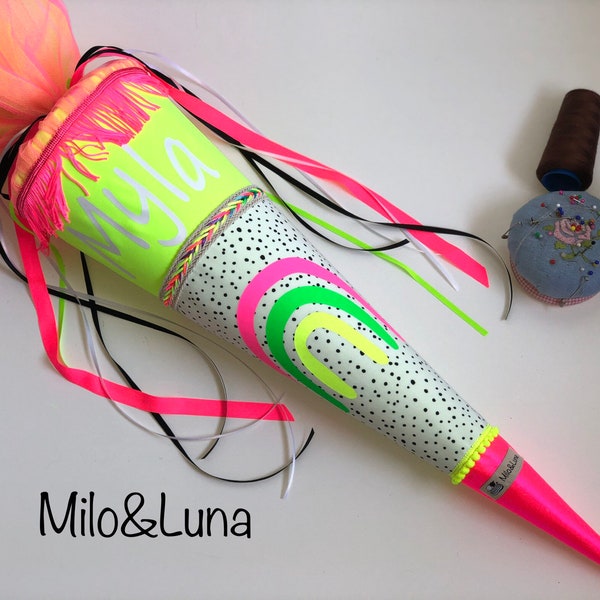 Schultüte für Mädchen Neongelb und neonpink Regenbogen für die Einschulung inkl.Rohling
