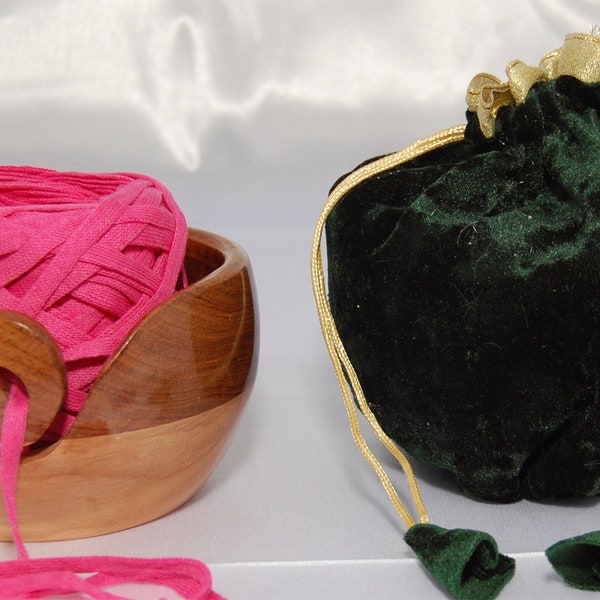 Steam beech & sheesham wood yarn bowl with Free Velvet bag, Knitting Gauge and  Christmas tree