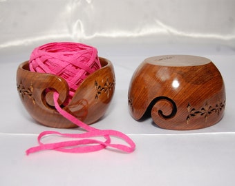 Sheesham Wood yarn bowl - Perfect Wooden Yarn Holder for Knitting & Crocheting