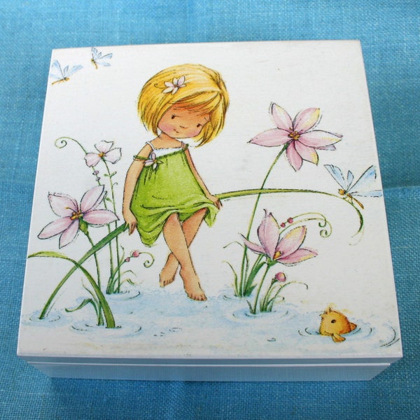 Thumbelina Keepsake Box: Fairy Tale Wooden Box for Treasures