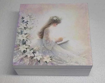 First Holy Communion gift box, memory box, 1st Communion keepsake box, First Communion gift for girl, RCIA gift box