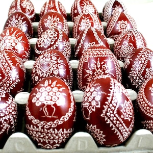 easter eggs, ornamented eggs, egg art, hens eggshell, pysanka egg, kroszonka, polish pysanka, naturally dyed pysanka, nice gift