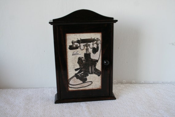 Mobiletto Portachiavi In Legno Intarsiato - Decori Assortiti, Cm 26x10x33 - 3