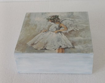 box girl in white dress, treasure box for little princess, communion gift, wooden box for souvenirs, angel in white dress, gift for girl