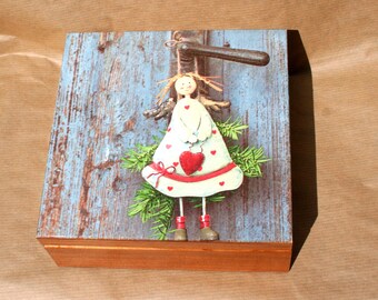 wooden box angel, box angel with heart, keepsake box, jewerly box, treasure chest, gift for mom, Valentine's day gift, Christmas gift