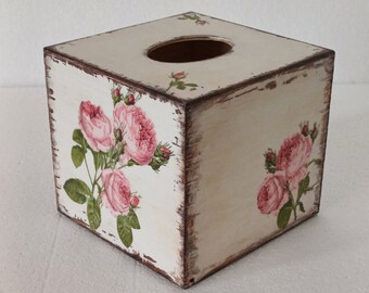 Shabby chic tissue box in rozen, vierkante tissue box cover, boerderij decor, cottage chic tissue box, tissue container, tissue houder