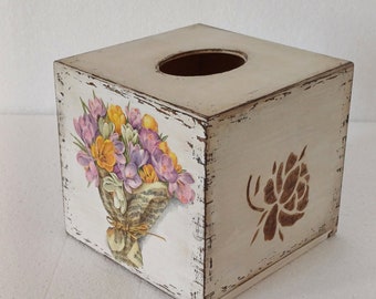 Shabby chic tissue box in freesias , square tissue box cover, bathroom decor, cottage chic tissue box, tissue container, white tissue holder