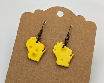Pendientes de arcilla polimérica con forma de queso de Wisconsin