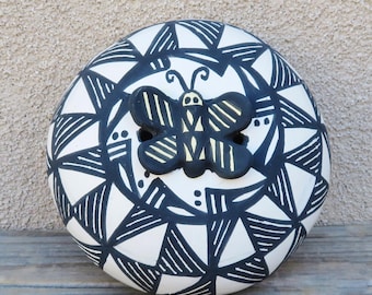Native American Pottery-Authentic Acoma Pueblo Clay Pottery-Butterfly Seed Pot