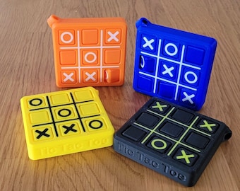 Porte-clés Tic Tac Toe : jeu de voyage portable
