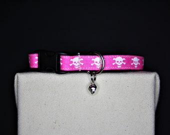 CAT COLLAR | Kitten Collar | Handmade Cat Collar | Skull and Crossbones | Skull | Bones | Pink and Black | Pirate | Danger | Warning | Bell