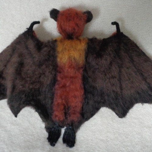 Flying shops Fox, Bat