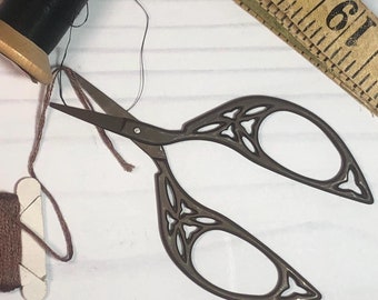 Ornate Embroidery Scissors: Vintage Style Needlework Craft Scissors