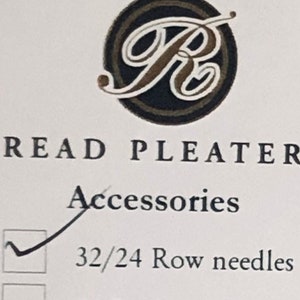 Agujas Read originales para fruncidos de 24 o 32 vueltas. Diferentes paquetes según el modelo de Read. Disponibles en varios tamaños.