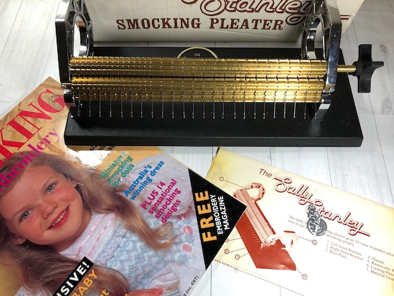 Sally Stanley Smocking Pleater – Reconditioned 24 Row Machine With