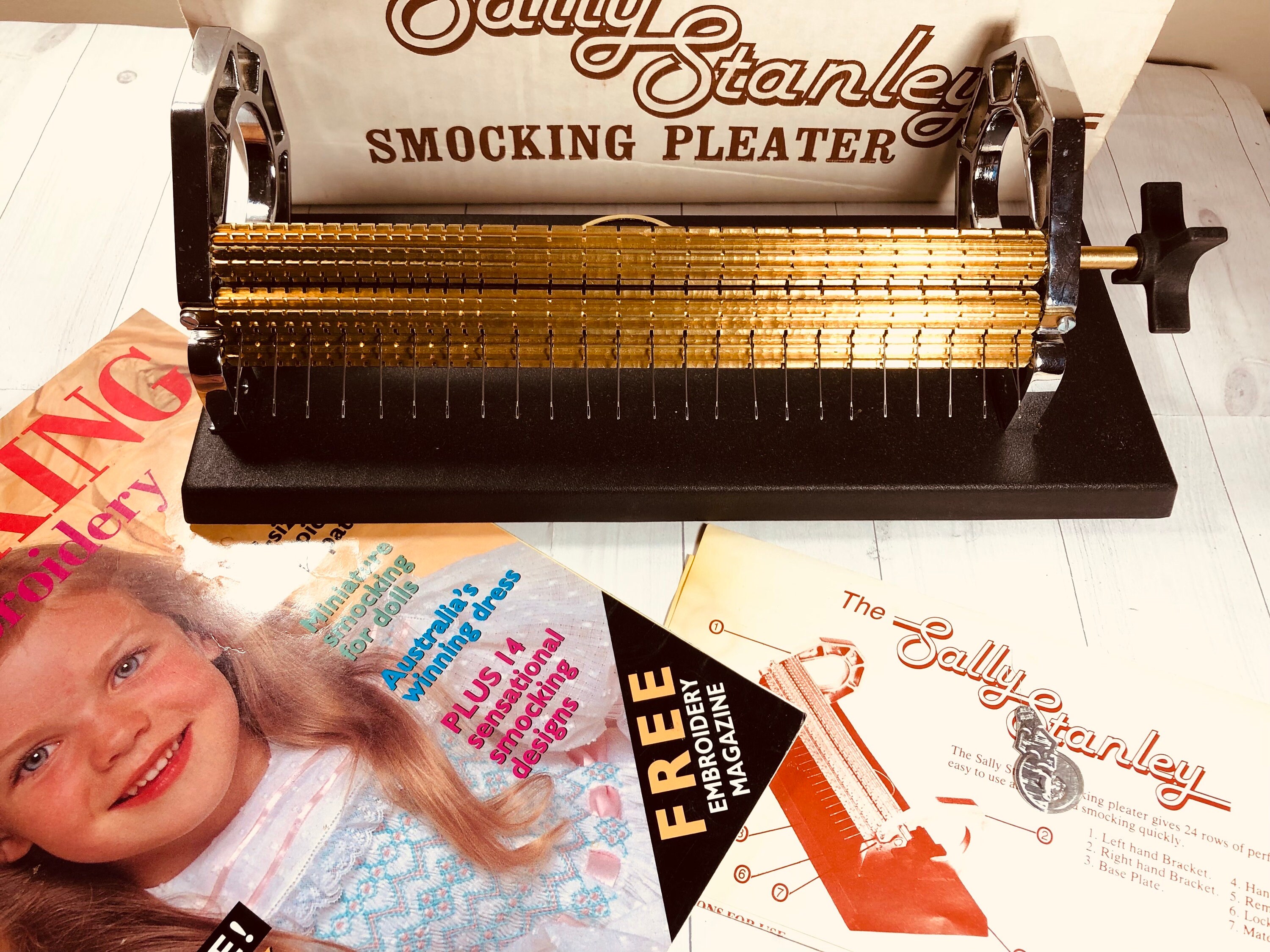 スモッキング プリーター　smoking Pleater SallyStanly il_fullxfull.7462120070_j7hk.jpg