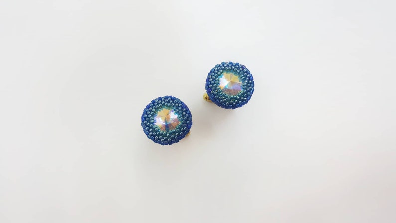 Blue glass crystal cuff links