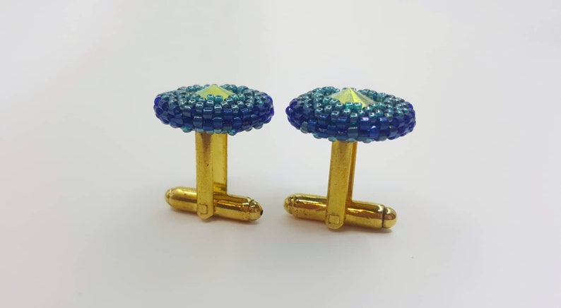 Blue glass crystal cuff links