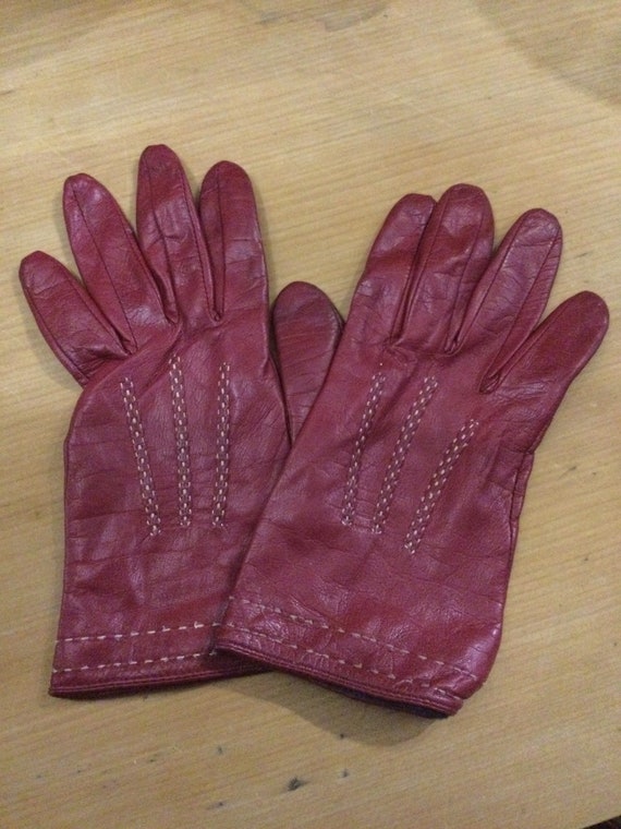 Pair of Vintage Wine Coloured Fine Leather ladies