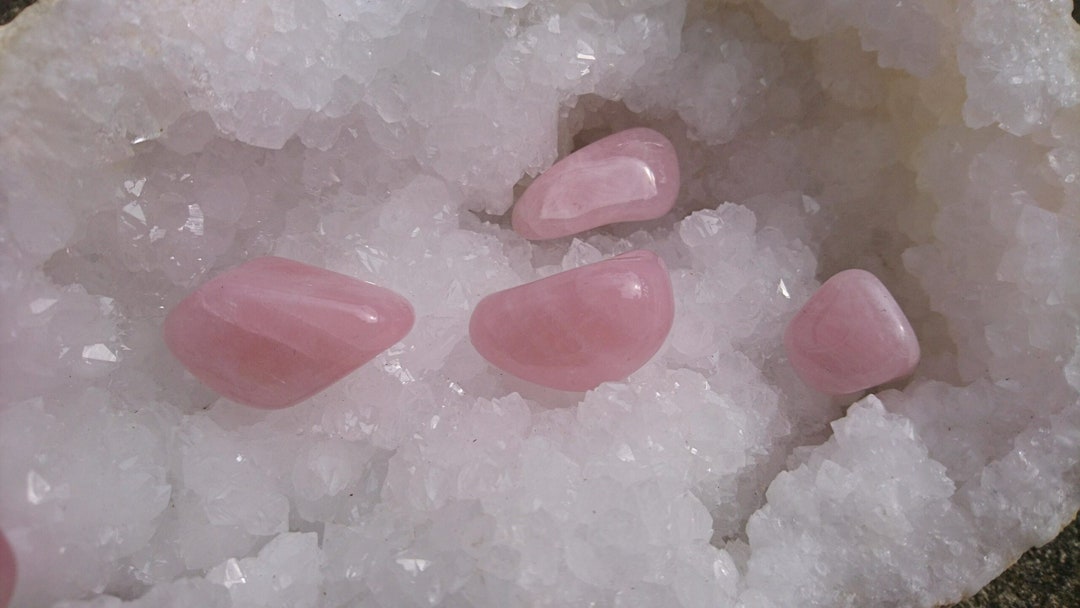 rose quartz crystal tumbled rose quartz crystal tumbled