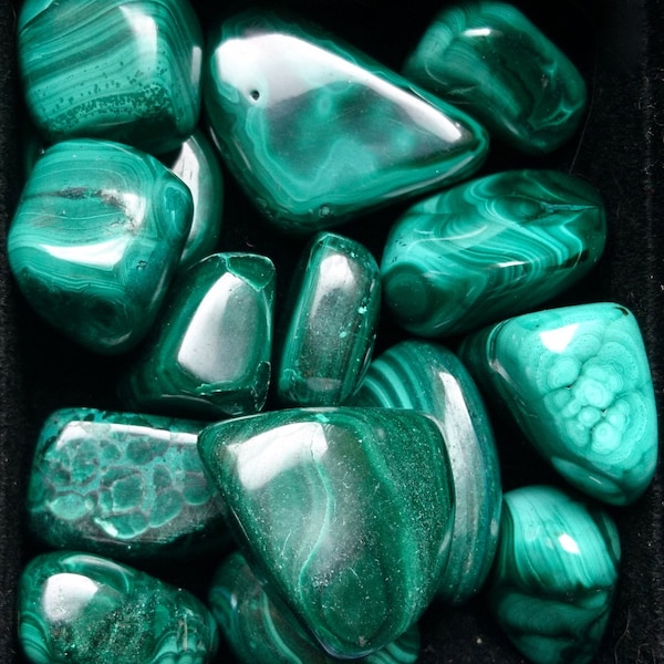 Pierre roulée de Coeur- Malachite-Aventurine-Fluorite-Quartz rose-Jade nephrite