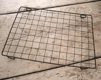 Rejilla de enfriamiento de alambre arrugado inglesa vintage para hornear y fotografía de alimentos